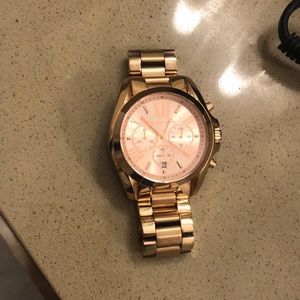Michael kors rose gold watch